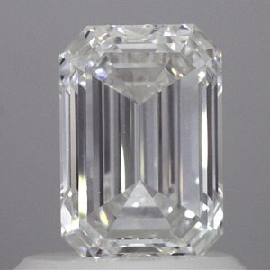 Emerald 1.01 ct F VS2 6.81-4.70*3.14